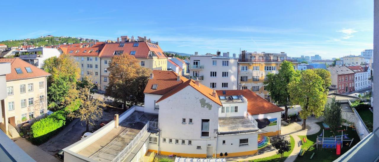 Schanz - Quietly Oriented - Private Parking - Balcony Bratislava Dış mekan fotoğraf